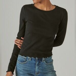 Lucky Brand Women’s Black Ribbed Lettuce Edge Long Sleeve Tee Shirt Medium